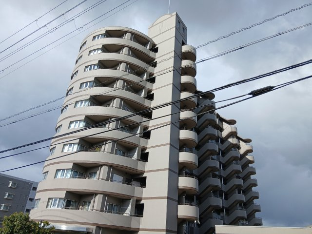 ディオ・フェルティ枚岡の外観