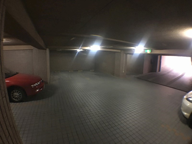 【駐車場】