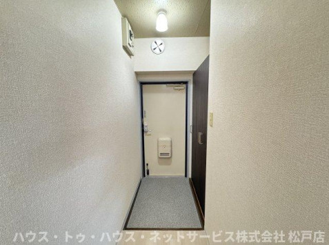 グランドール高橋の玄関