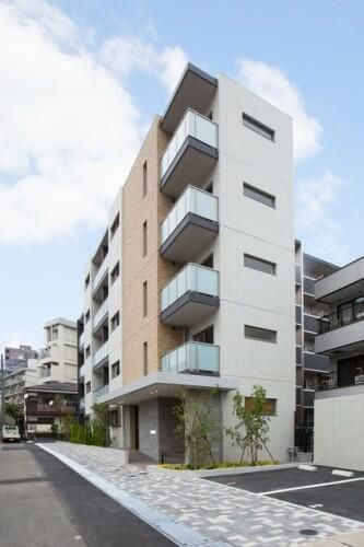 川崎市多摩区登戸の賃貸マンションの外観