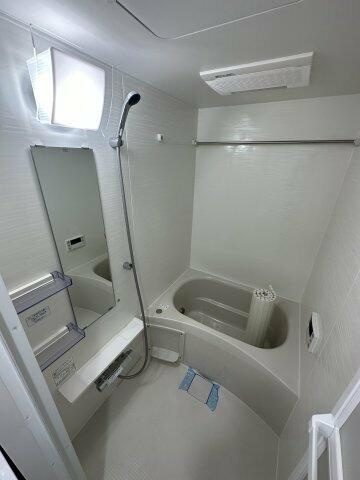 狛江市東和泉２丁目の賃貸マンションの浴室|※他部屋参考写真