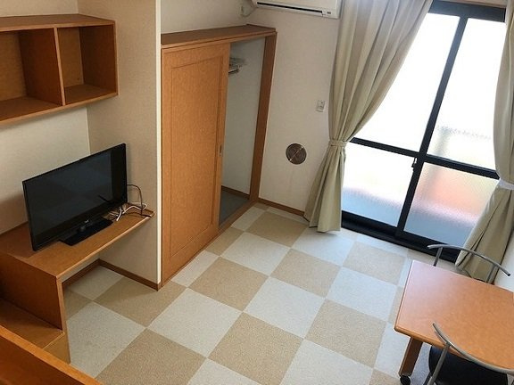レオパレスストラーダの居間・リビング|設備・仕様は号室により異なる為、現況を優先致します。