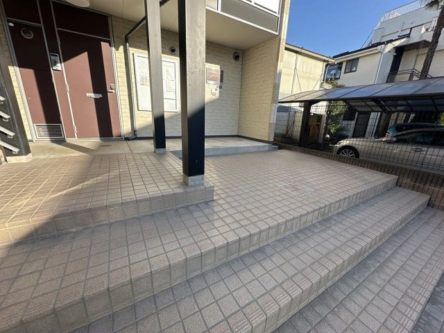 レオパレスストラーダのその他