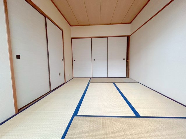 第2あかつきマンションの和室