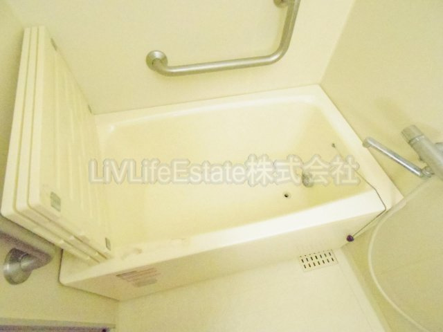 コーポレート東伏見１0号棟の浴室|同仕様写真