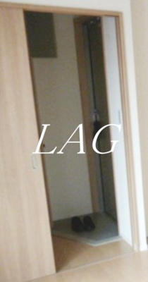【玄関】 | クレスト三軒茶屋 | 玄関です。