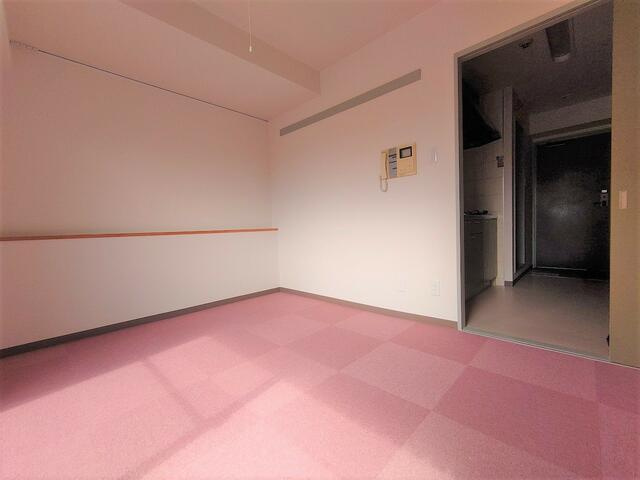 川崎市多摩区登戸の賃貸マンションの居間・リビング
