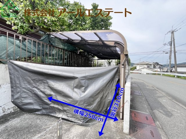姫路市書写台1丁目　　中古戸建の駐車場