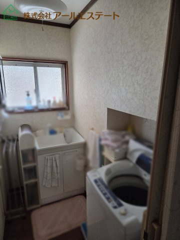 姫路市書写台1丁目　　中古戸建の独立洗面台