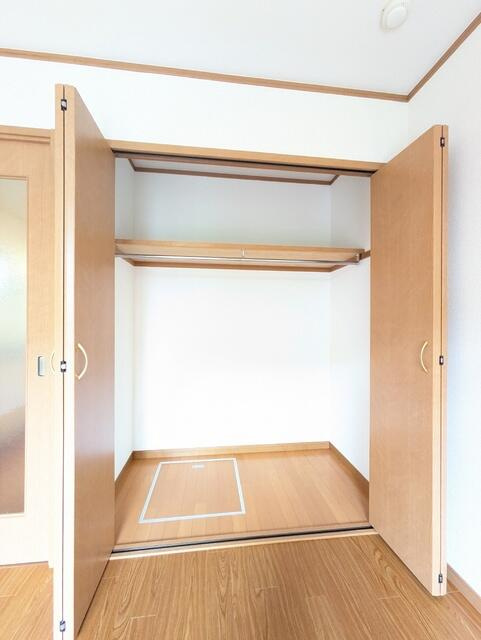収納　クローゼット