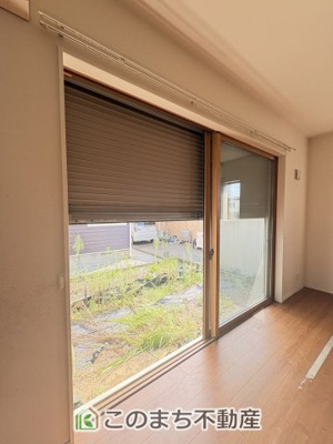【設備】 | 古河市関戸中古住宅 | 安心のシャッター雨戸付き☆