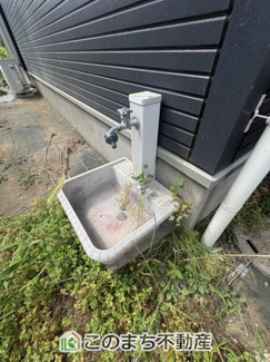 【設備】 | 古河市関戸中古住宅 | 植栽の散水に便利な外水栓☆