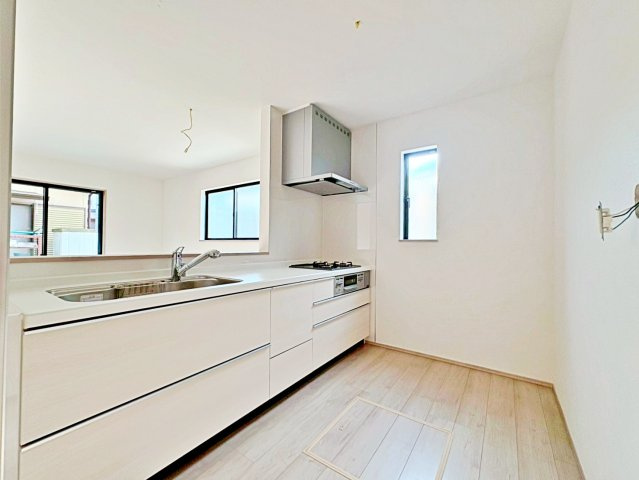 ハートフルタウン　豊田市志賀町高洞11番　全2棟のキッチン|収納力に優れたキッチンで、家族の食事づくりも効率よく進められます。