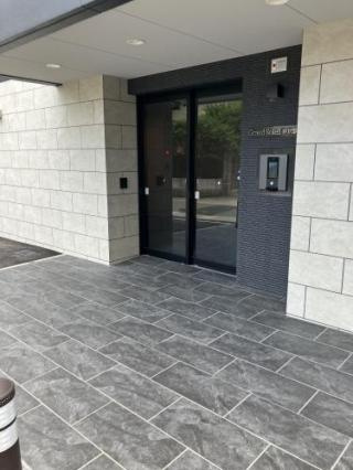 【エントランス】 | グランソレイユ井尻駅前