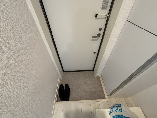 ルーチェ北小金の玄関