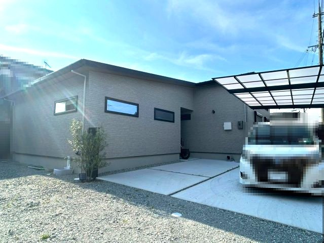 小野市古川町　中古戸建の駐車場