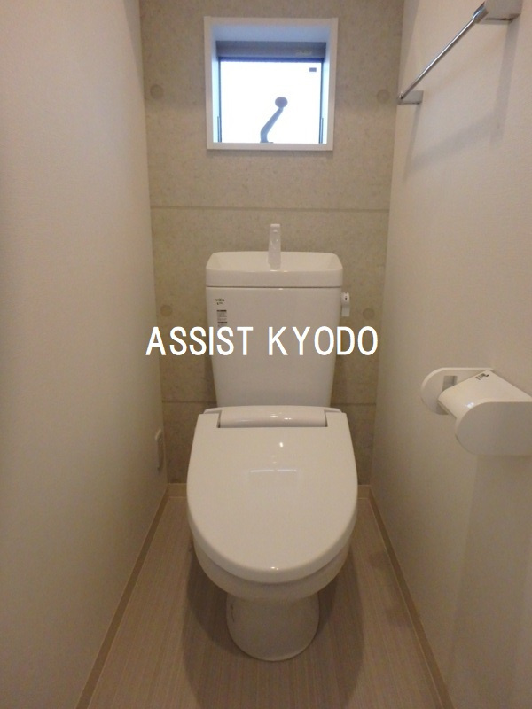 クリスタルコート豪徳寺のトイレ
