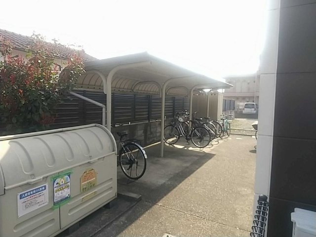 レオパレススリーフォーのその他