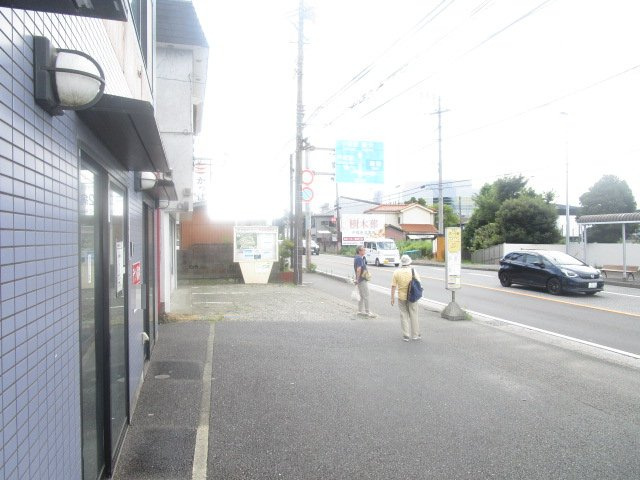 横浜市戸塚区柏尾町の倉庫の周辺