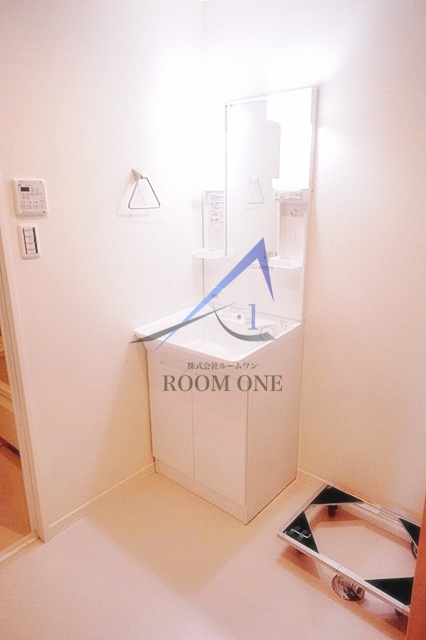 アプリコット・ベレオの洗面所|独立洗面台です。