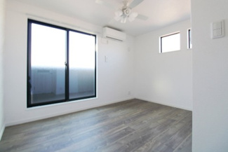 【寝室】 | FIRST TERRACE