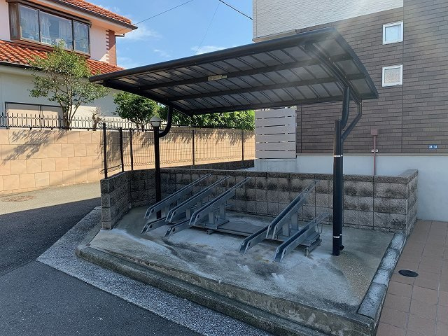 ミランダヒルズ上大岡のその他|駐輪場です。