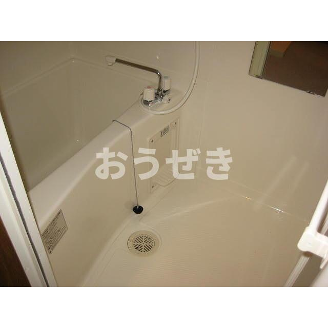 アンプルール　フェール　梓の浴室