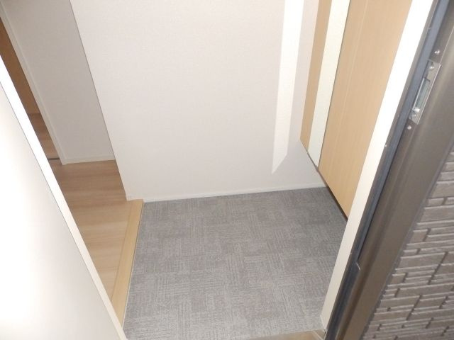 クレール天城通の玄関