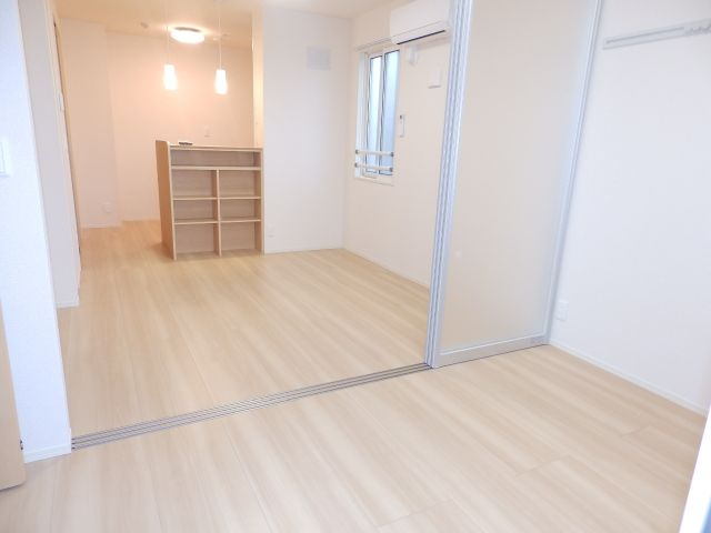 クレール天城通の居間・リビング