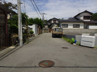 【前面道路含む現地写真】 | 川西市大和東2丁目9の7　新築一戸建て