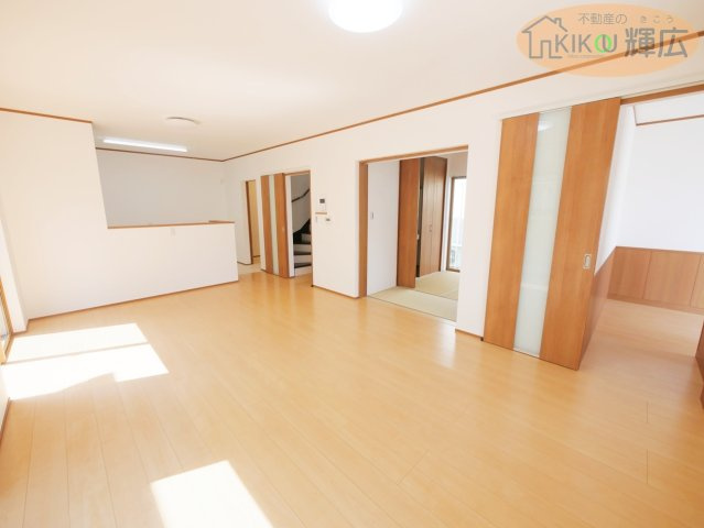 加古川市加古川町北在家　中古戸建の居間・リビング