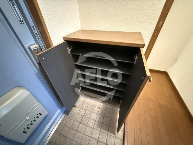 メゾンメイプル　三軒家東小学校の収納|メゾンメイプル　収納