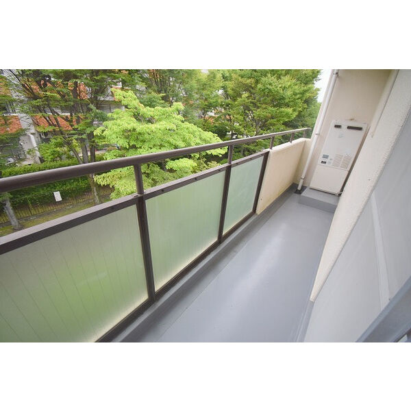 ガーデンハウス藤沢台第2住宅のバルコニー