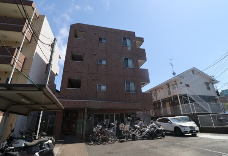 横浜市緑区長津田７丁目の賃貸マンションの外観