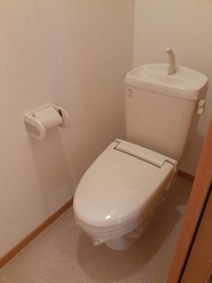 【トイレ】 | ソレアードⅡ | シンプルで使いやすいトイレです