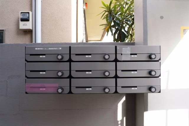 AP1065 LULU sasazuka 101のエントランス|



