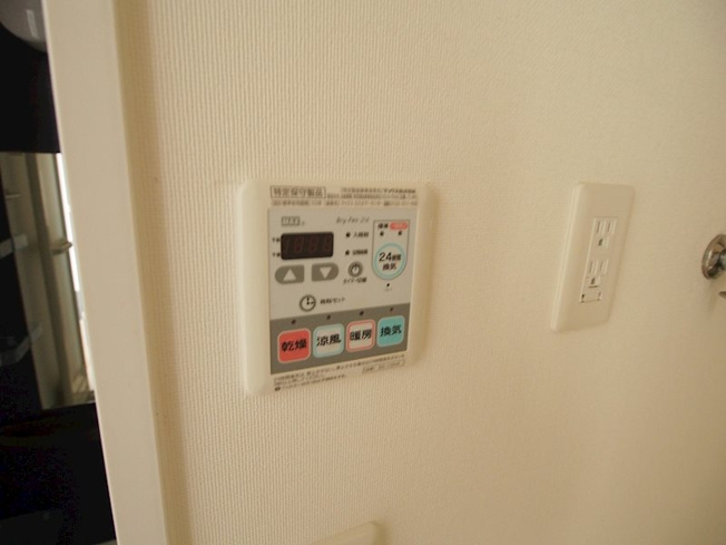 【浴室】ラシュレエグゼ本町