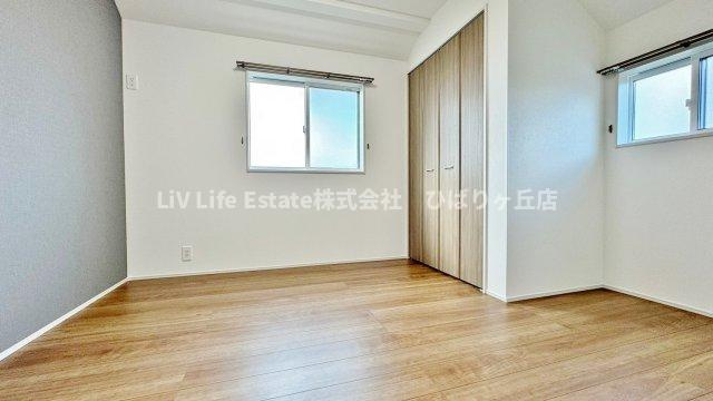 BLOOMING MAISON東久留米市浅間町4号棟の寝室