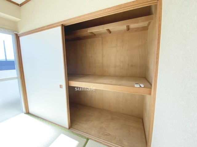 大畠日進ビルの収納|たっぷり収納できる押入れ！