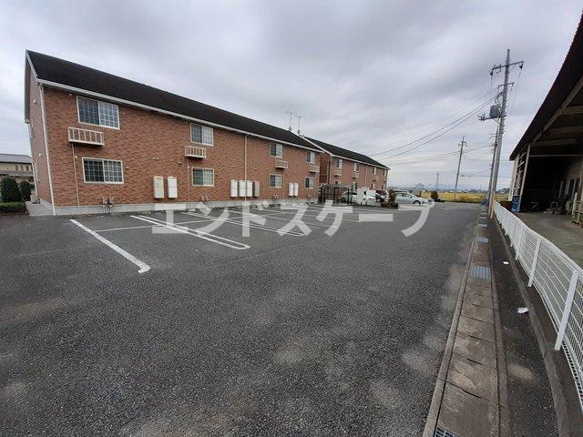 サンリット　Ⅰの駐車場|高崎、前橋のお部屋探しはエンドスケープまで！お客様の理想お聞かせ下さい♪