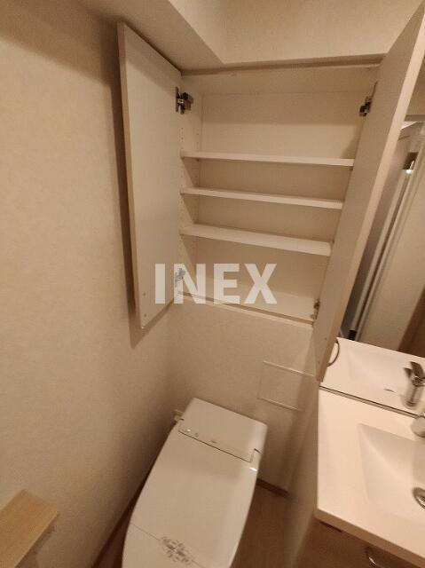 横浜市南区南太田３丁目の賃貸マンションの収納