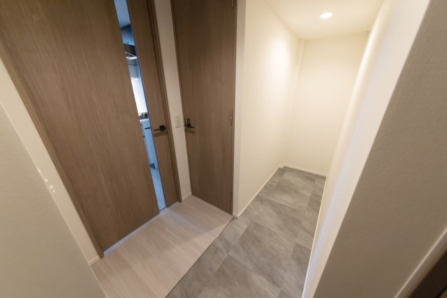 RESIDENCE　KOENJIの玄関|落ち着いた玄関です