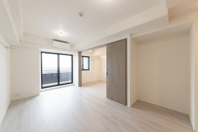 RESIDENCE　KOENJIの居間・リビング|使いやすい居間です