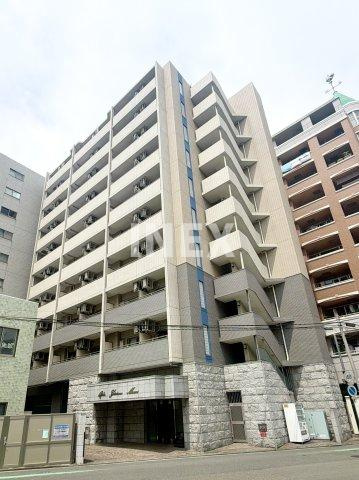横浜市南区二葉町１丁目の賃貸マンションの外観