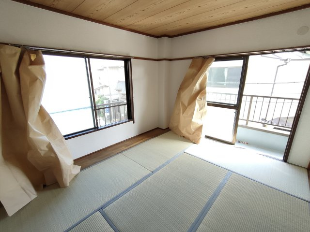 プラーズ松島の和室