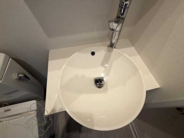 APRILE南森町の洗面所