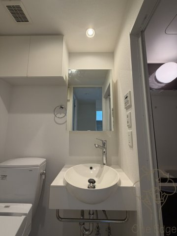 APRILE南森町の独立洗面台