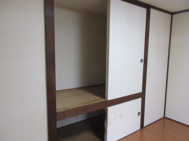 コーポまつながの収納