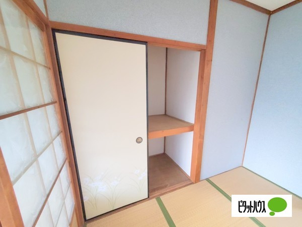 高雅苑の収納