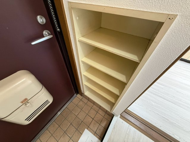 神戸市兵庫区荒田町３丁目のアパート
